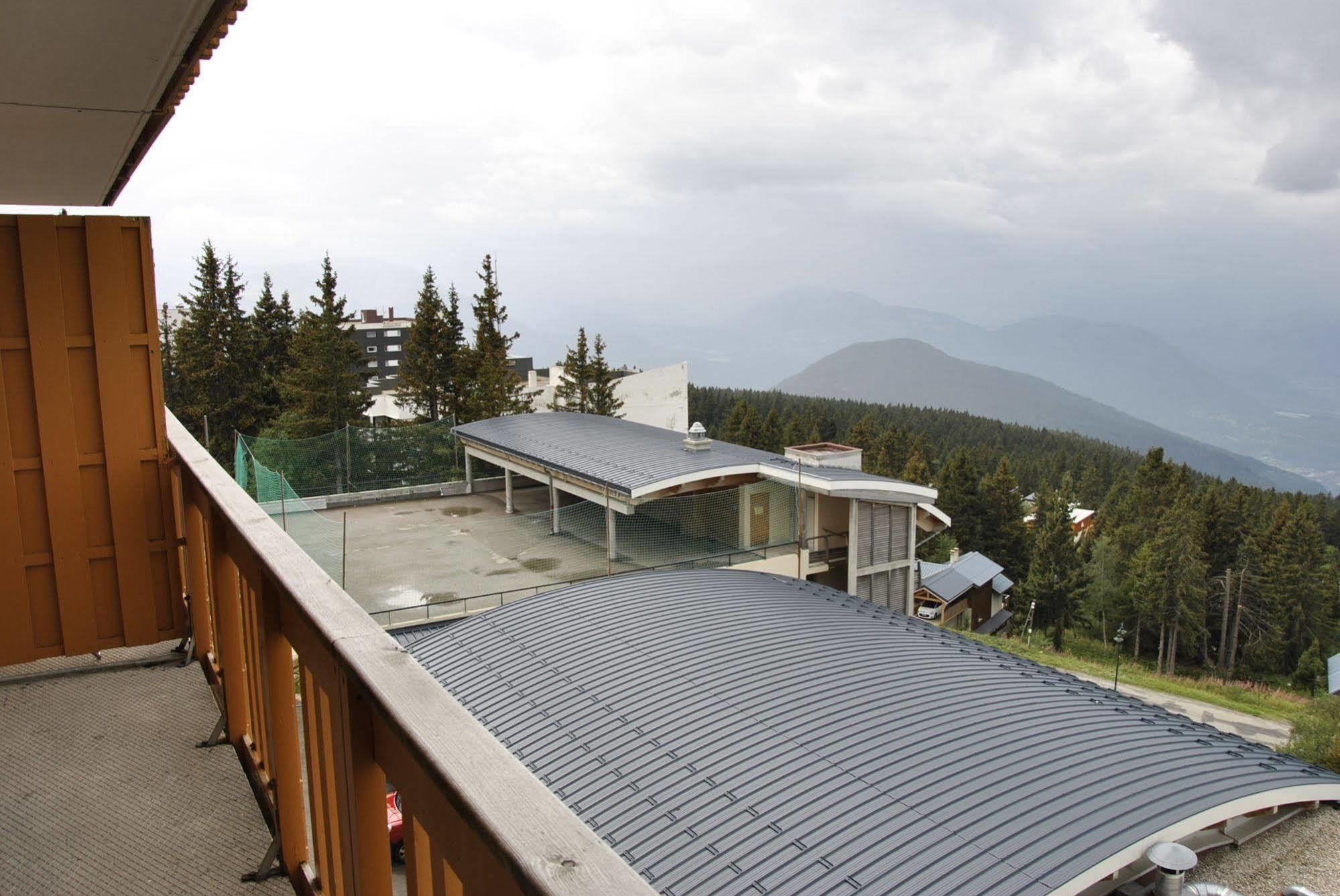 Aparthotel La Berangere Chamrousse Exterior foto